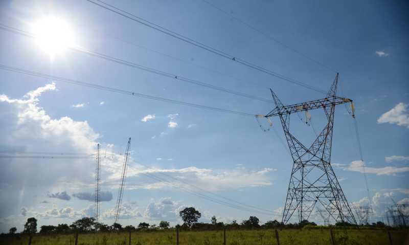 Brasil – Apagão atinge vários estados e deixa brasileiros sem energia