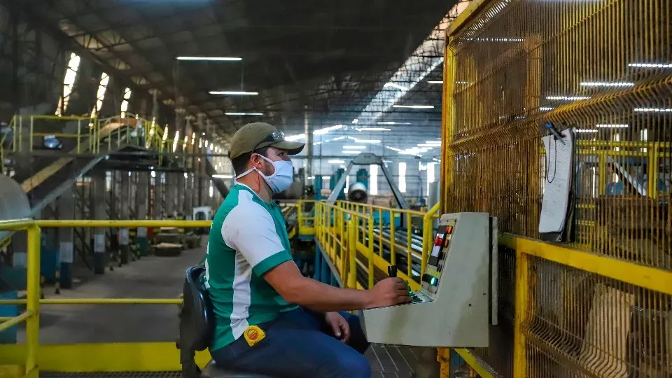 Paraná supera a marca de 3 milhões de pessoas com empregos formais