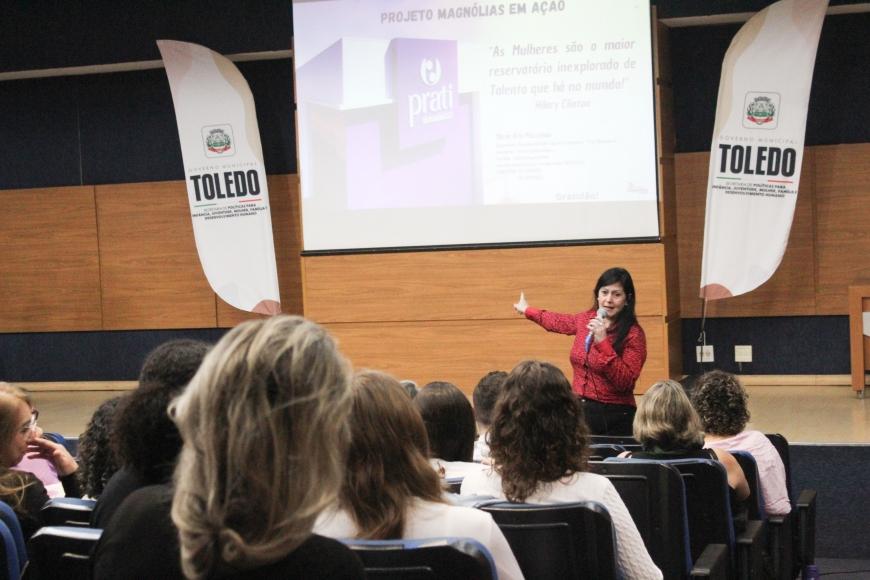 Projeto Magnólias em Ação resgata autonomia de mulheres vítimas de violência doméstica