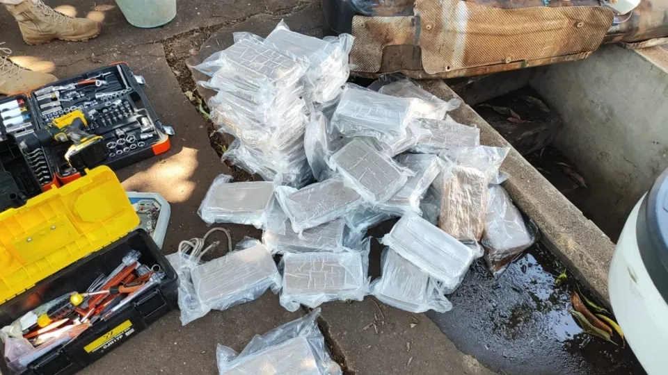 Casal é preso com 43 kg de crack em Cambé