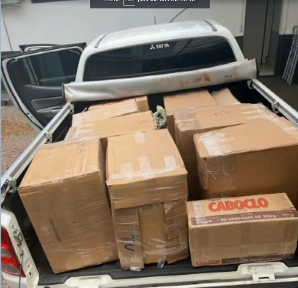 Delegado é preso com R$ 700 mil em contrabando em viatura descaracterizada da Polícia Civil do Paraná