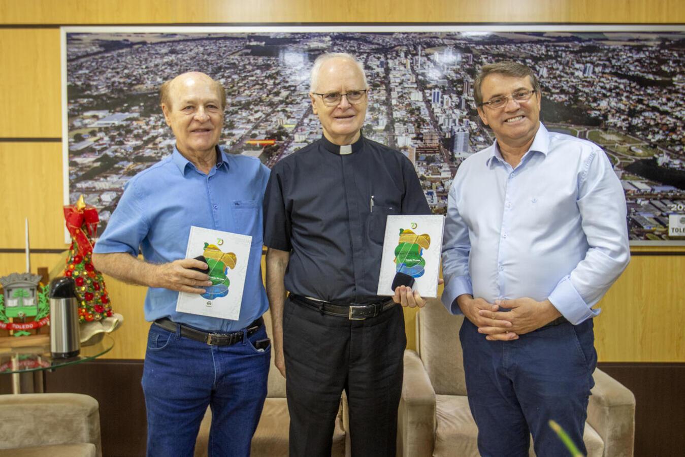 Arcebispo de São Paulo visita Toledo e é recebido pelo prefeito Beto Lunitti