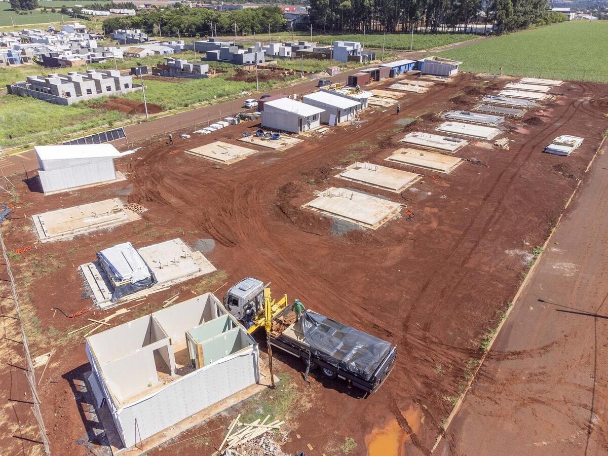 Construção de casas da primeira fase do Loteamento Egon Pudell é iniciada