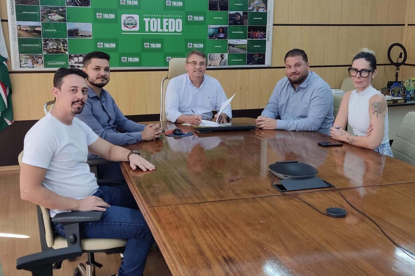 Prefeitura implanta o “Toledo Compra Toledo” com o intuito de fomentar economia local