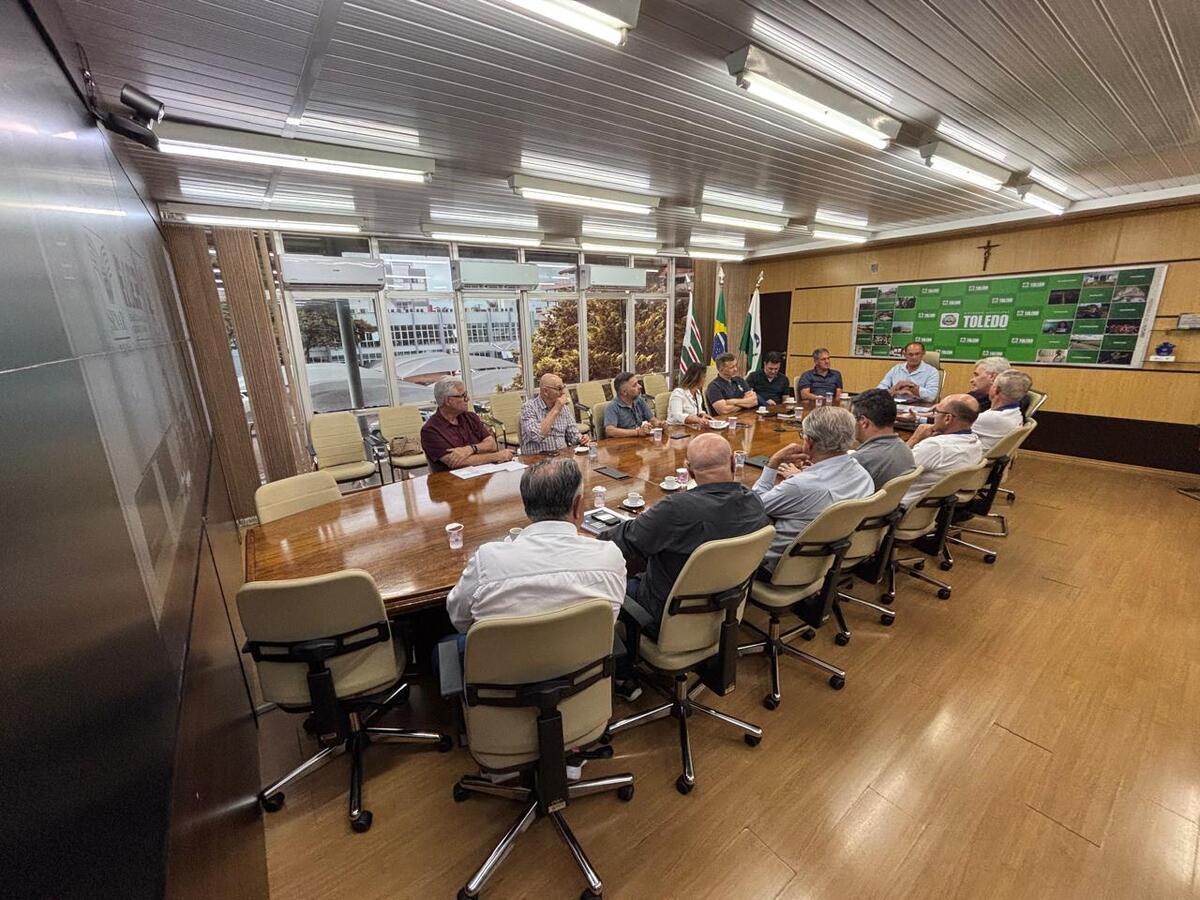 Prefeitura se reúne com associações para avaliar o VTN de Toledo