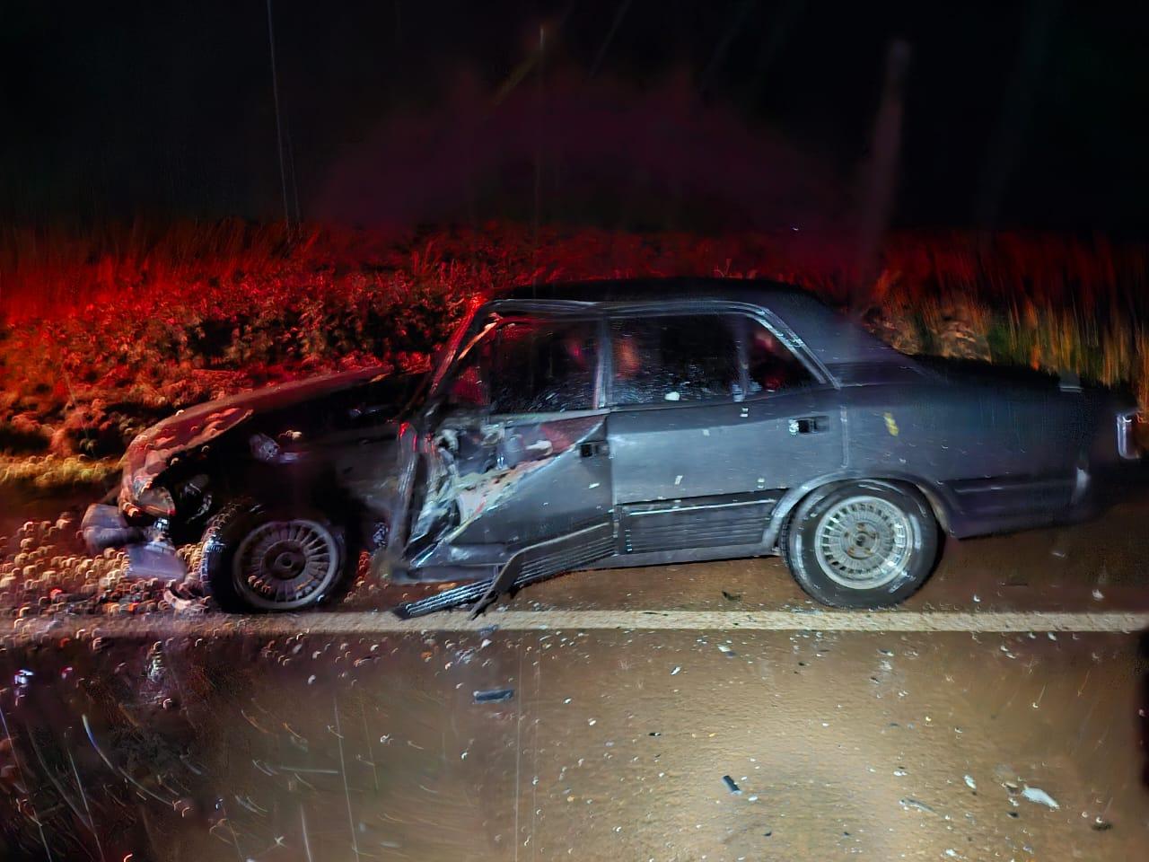 Colisão frontal deixa duas pessoas feridas na PR-317 entre Bragantina  e Toledo