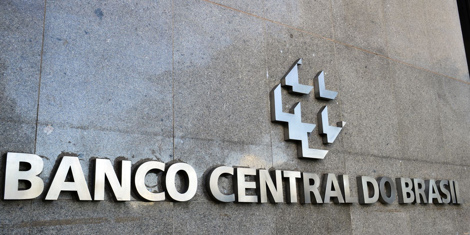 BC regulamenta regras do CMN para limitar uso do FGC por bancos