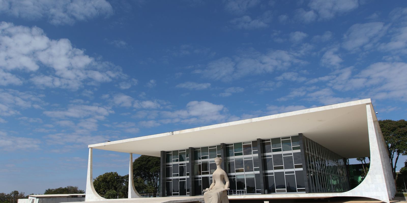 Defesa reforça pedido de manutenção da prisão domiciliar de Bolsonaro