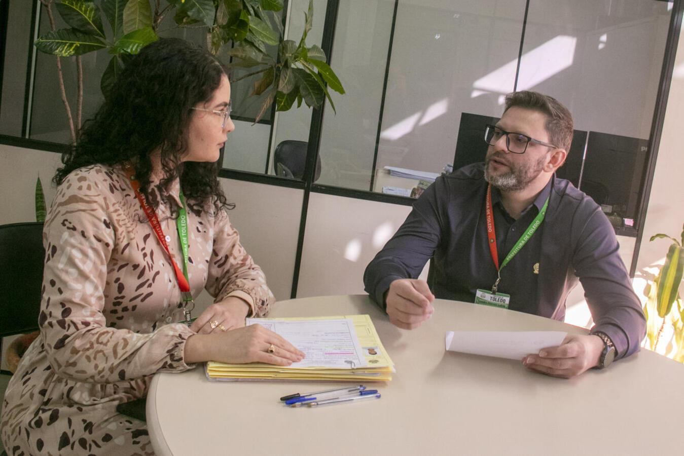 Prefeitura de Toledo antecipa parcela do 13º salário aos servidores