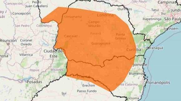 Inmet emite alerta de tempestade com ventos de até 100 km/h e granizo no Paraná