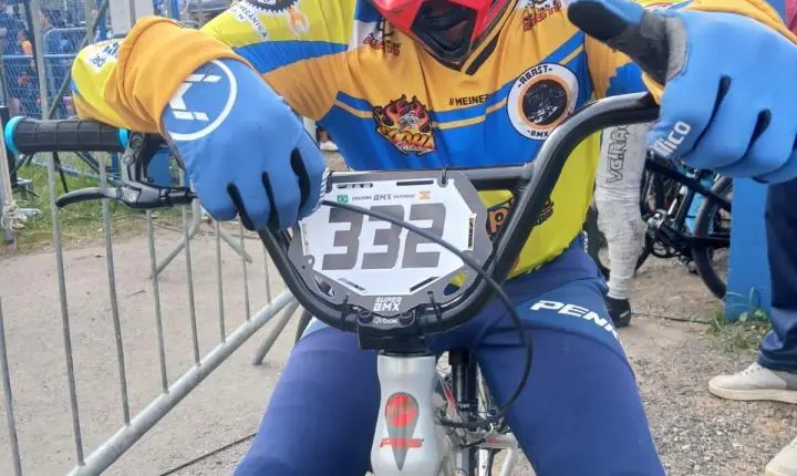 ABAST BMX CLUBE CONQUISTA BONS RESULTADOS EM BALNEÁRIO CAMBORIÚ