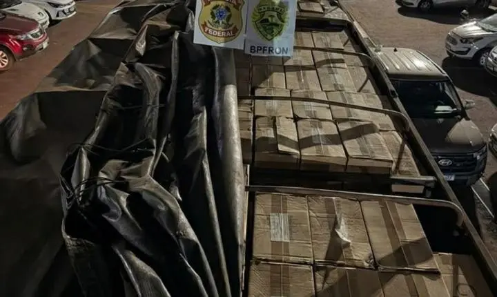 BPFRON e Polícia Federal apreendem 35 mil pacotes de cigarros contrabandeados em Toledo