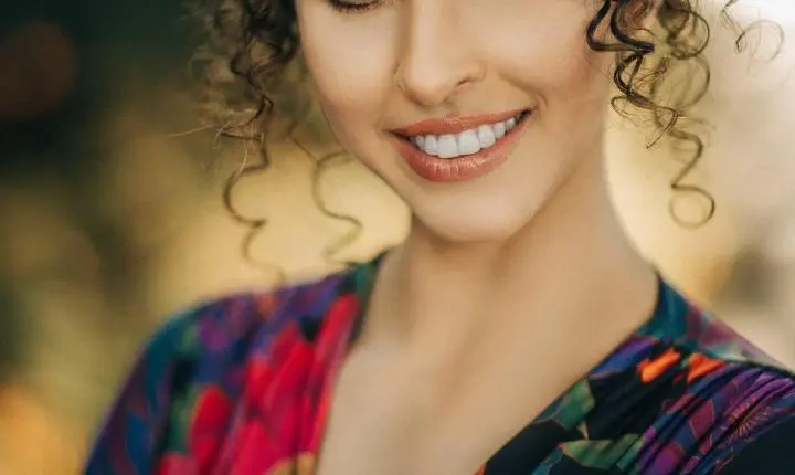 Conheça a história de Bruna Guedes, candidata ao título de Rainha da 53ª Festa Nacional do Porco no Rolete