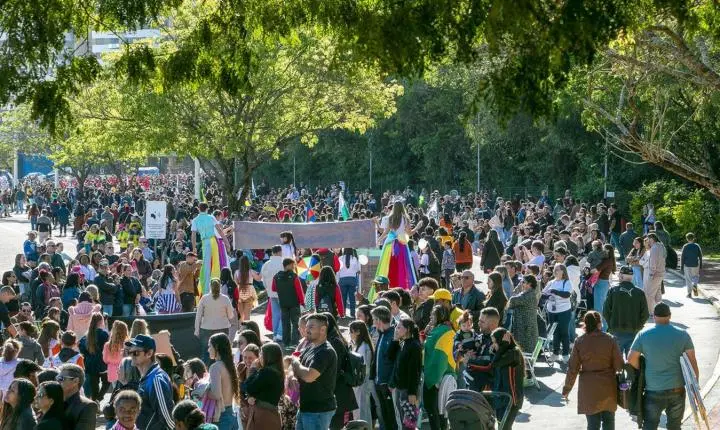 Desfile de 7 de Setembro reúne milhares e destaca o amor de Toledo à Pátria