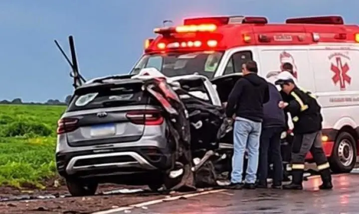  GRAVE ACIDENTE NA PR-239: COLISÃO FRONTAL DEIXA UMA PESSOA MORTA ENTRE ASSIS CHATEAUBRIAND E TOLEDO
