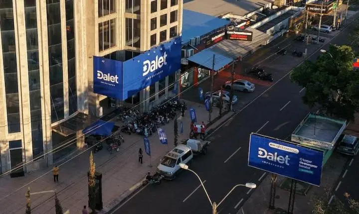 Loja no Paraguai realiza a maior promoção do ano com descontos de até 50%