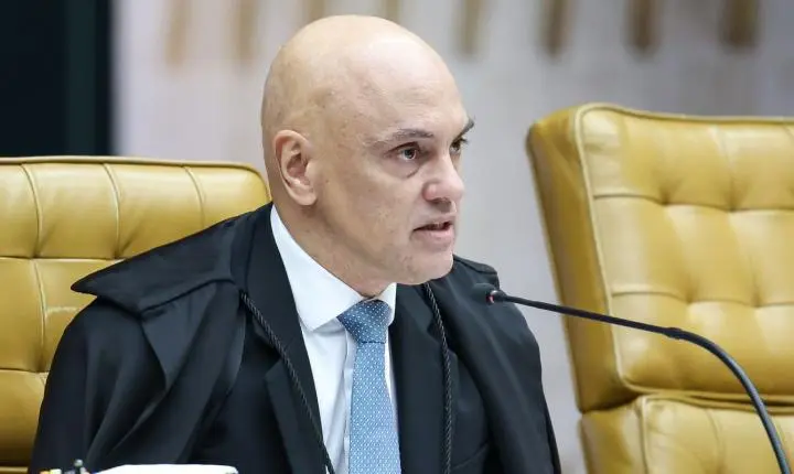 Moraes dá 48 horas para Bolsonaro informar se autorizou vídeo com IA