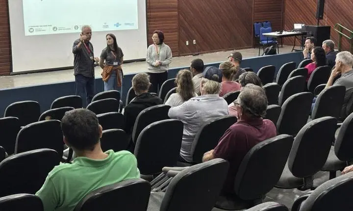  Secretaria de Agricultura apresenta programa Lucro no Leite a produtores