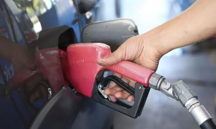 Subsídio de R$ 2,12 ao diesel deve ser mantido por 30 dias